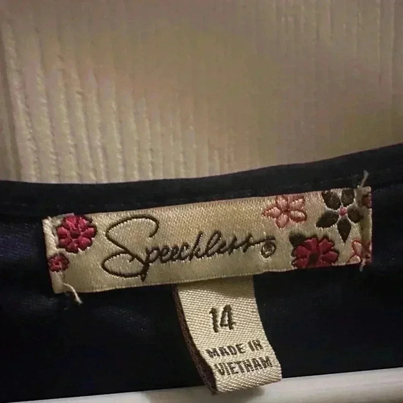 Speechless Dress 14 - Picture 3 of 5